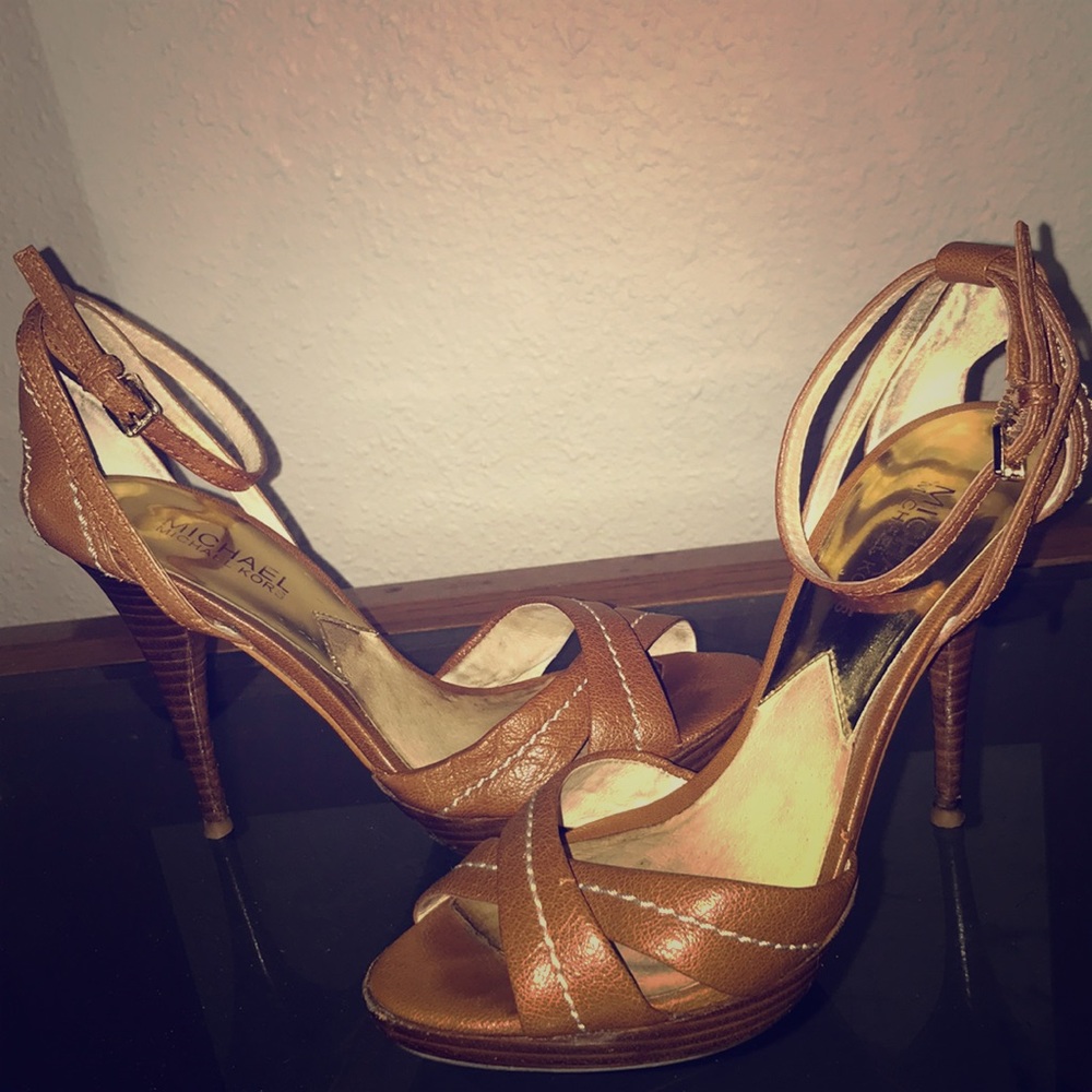 MK high heels